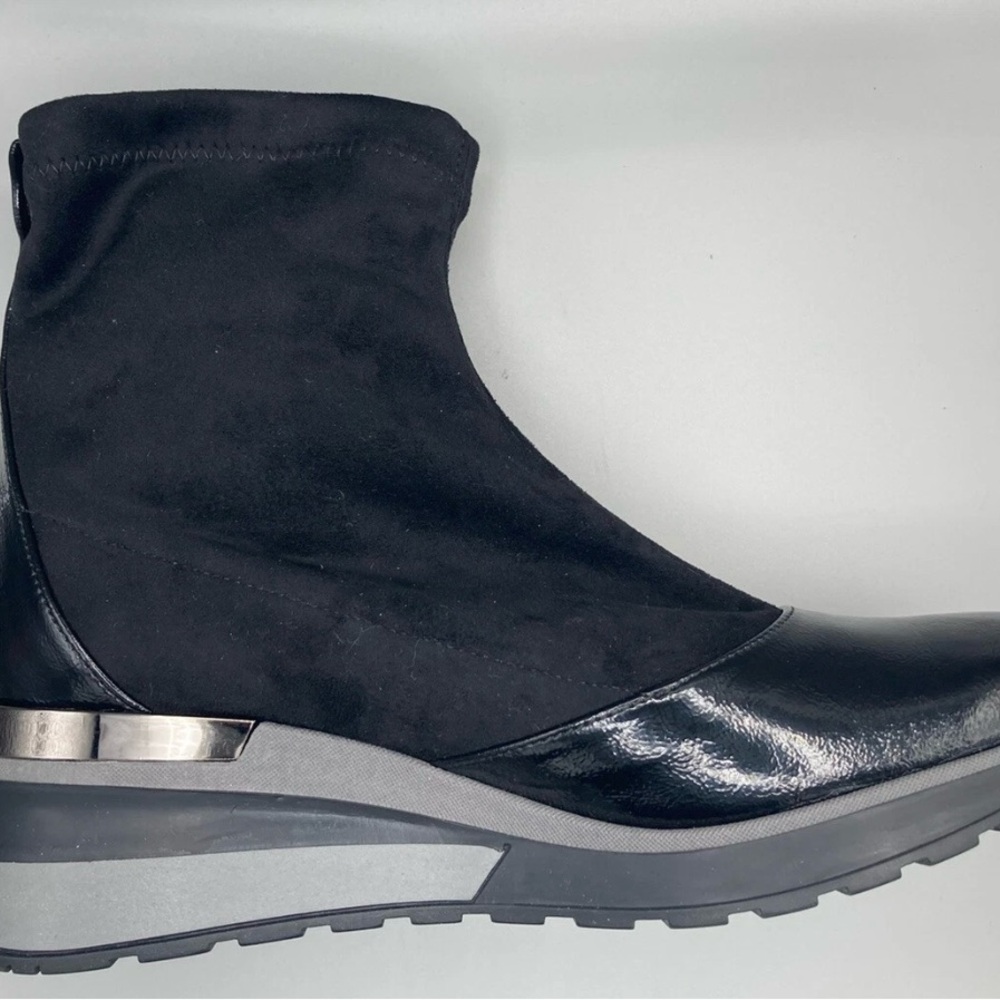 CORDANI Italian Shoes/Booties - Size 39 - Patent Leather & Spandex Brand New